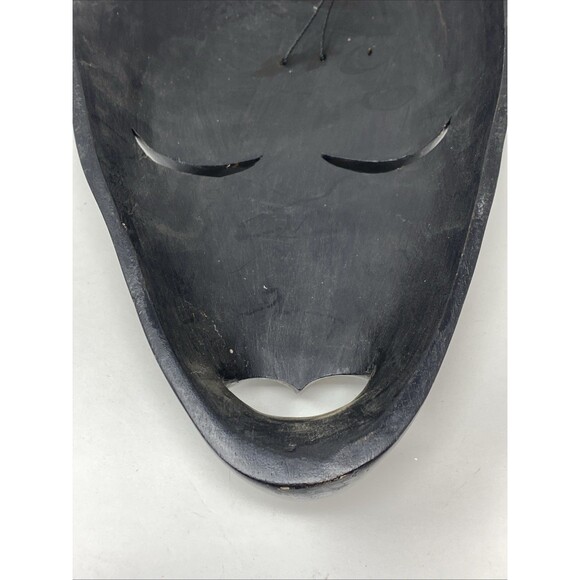 Vintage Large Indonesian Wood Tribal Mask Art Mother of Pearl Inlay 13" - Picture 7 of 7